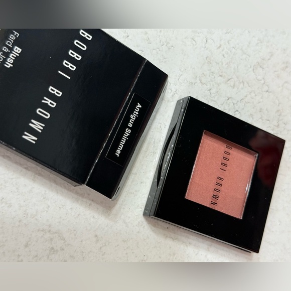 Bobbi Brown Highlighting Powder, Blush, Brow Mascara Bundle - Picture 4 of 8